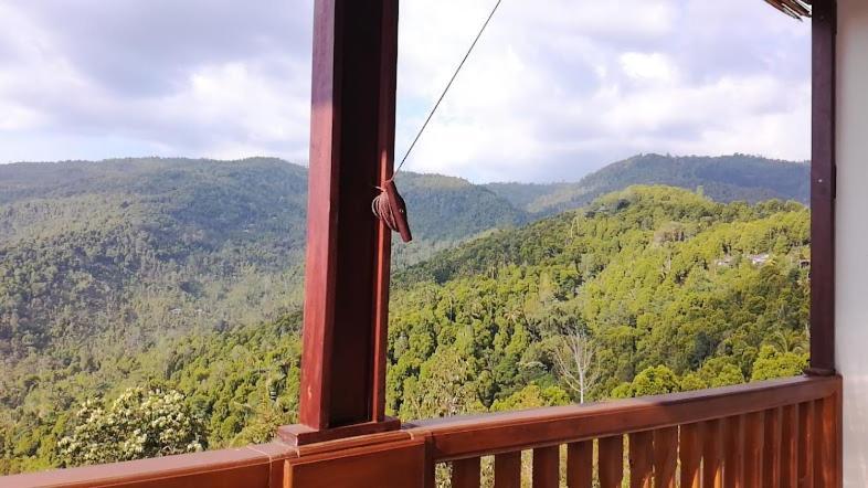 Maliana Homestay มุนดุก ภายนอก รูปภาพ